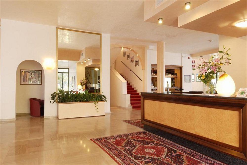 Royal Hotel