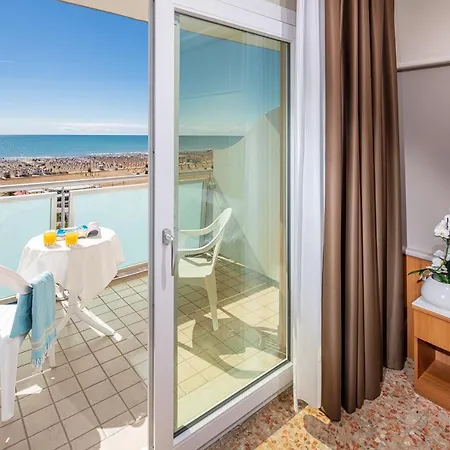 Hotel Royal Bibione Exterior foto